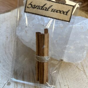 Sandalwood pinde