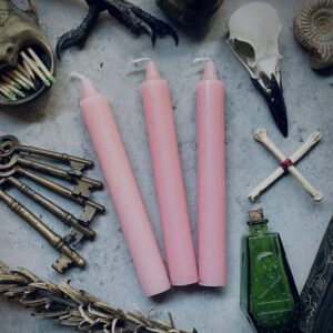 Lyserødt Spell Lys – 1 stk