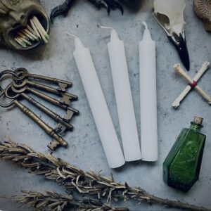 Hvidt Spell Lys – 1 stk