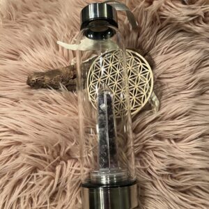 Vandflaske med Ametyststen tårn