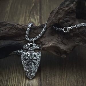 Pilespids Halskæde med Vikingekompas