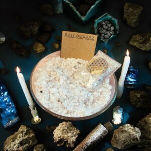 Quartz chips til spell work – 6,5 x 4 cm